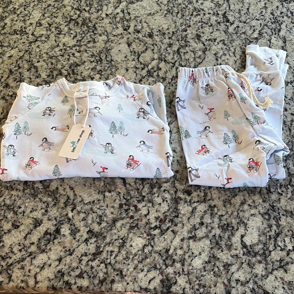 Little One Shop Penguin Lounge Set